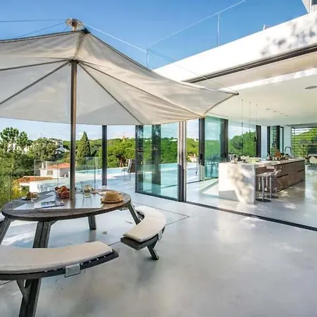 Sleeps 8 With Pool Air Con And Wifi Vale do Lobo