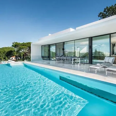 Villa Sleeps 8 With Pool Air Con And Wifi Vale do Lobo