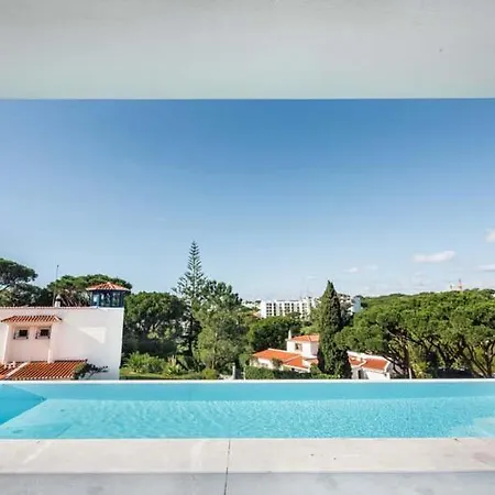 Villa Sleeps 8 With Pool Air Con And Wifi