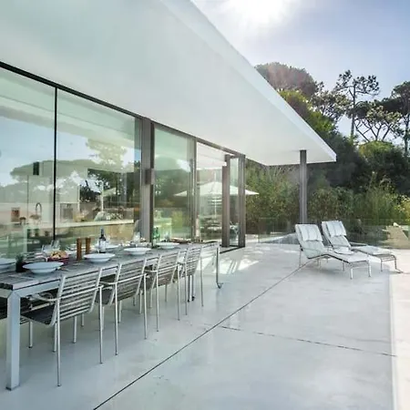 Sleeps 8 With Pool Air Con And Wifi Villa *