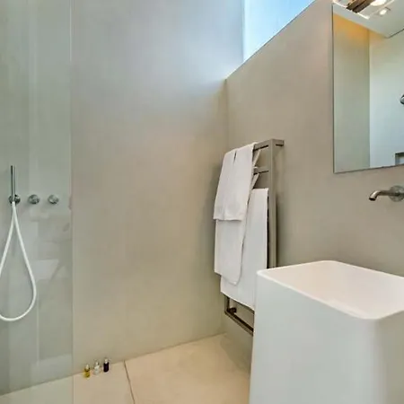 Sleeps 8 With Pool Air Con And Wifi Villa Vale do Lobo